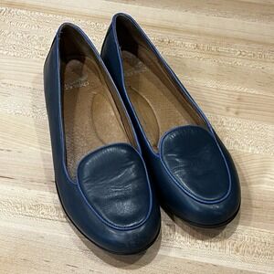 Dansko Women's Blue Leather Closed Toe Pump EU 38/US 8